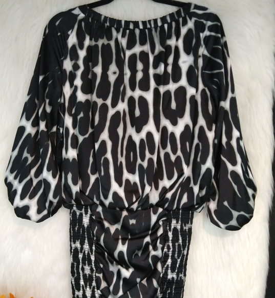 Jessica Simpson Black White and Gray Animal Print Long Sleeve Dress Size 6 - Picture 9 of 10